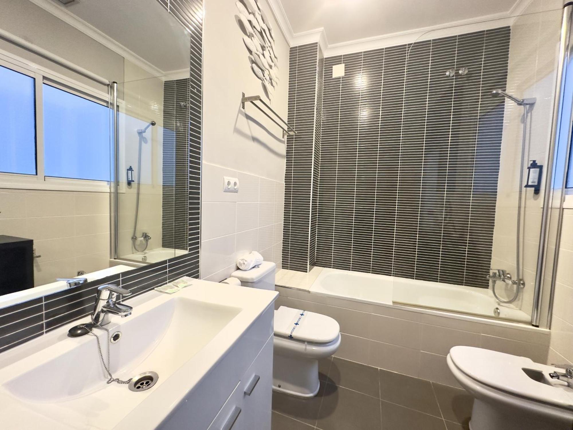 Urbe10 Plaza De Uncibay 3 Bedrooms Apatment Málaga Extérieur photo